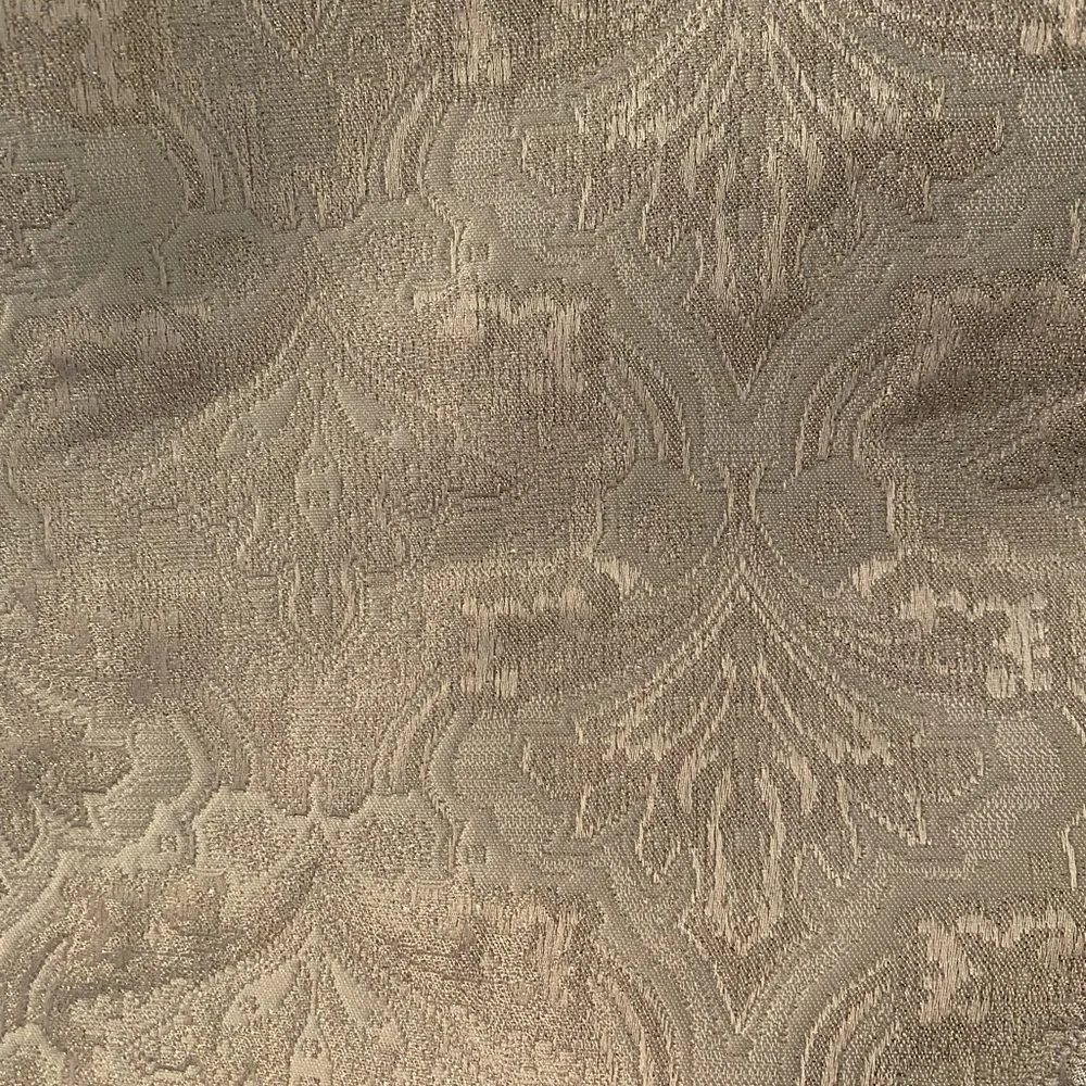 EUC Ann Taylor metallic jacquard skirt. - Picture 5 of 6